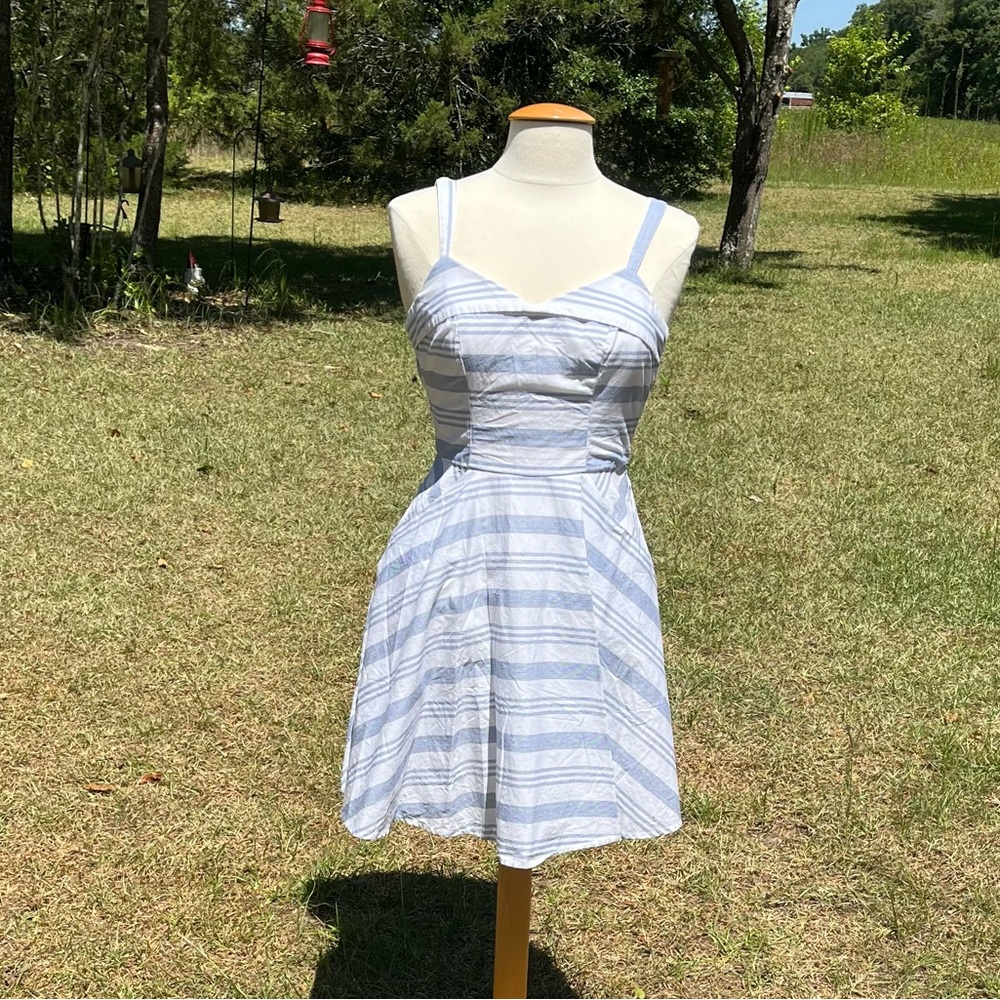 Jun & Ivy Blue Striped Fit & Flare Sun Dress Size Small